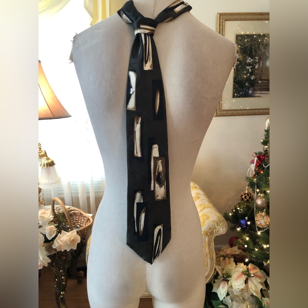 Chez Roffe silk tie